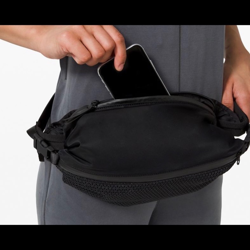 Lululemon All Hours Belt Bag - Picture 3 of 15